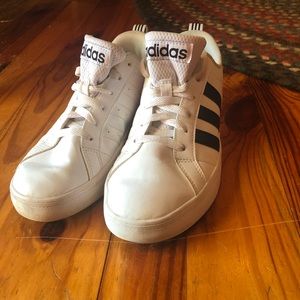 Adidas Sneakers